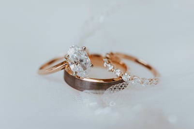 14 de febrero: Anillos que acompañan el camino en pareja