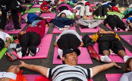 Practicar yoga ayuda a reducir síntomas de la depresión