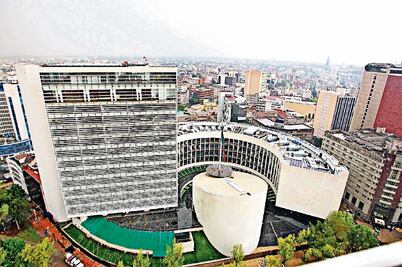 PRI apoya construir torre para oficinas