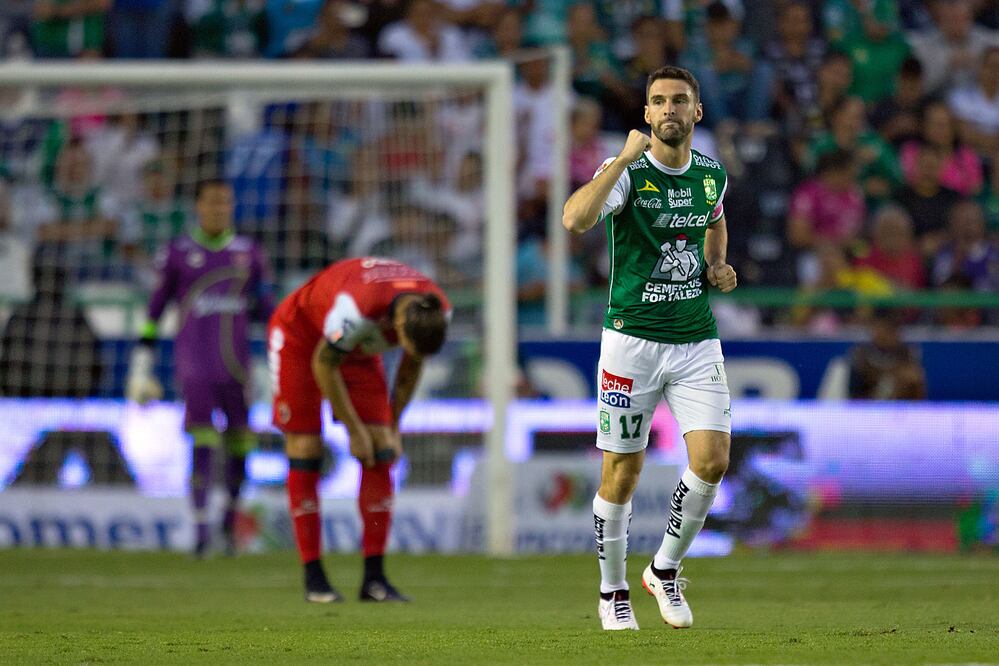 Imago7. Mauro Boselli festejando su primer gol del partido