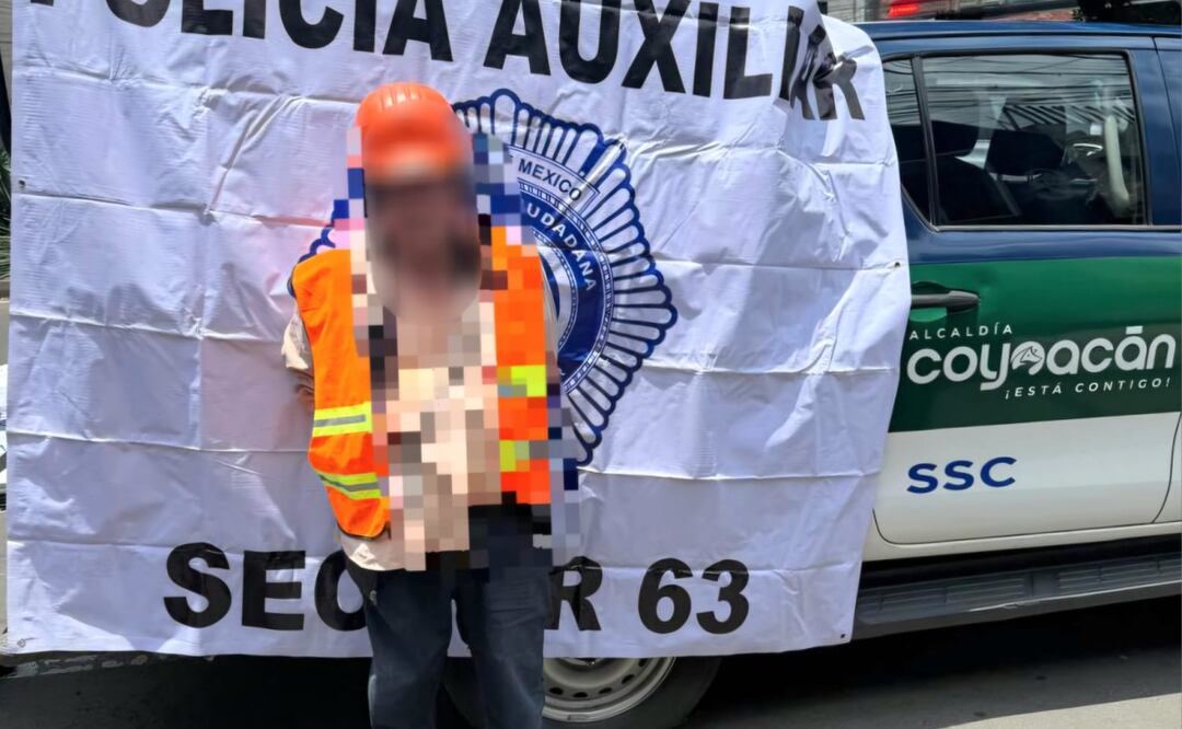 Se hacía pasar por empleado de la alcaldía Coyoacán; lo detienen por cobrar falsos servicios urbanos. Foto: Especial