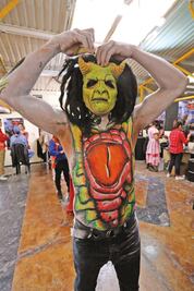 #YoSoyZombie. Los muertos vivientes también trabajan