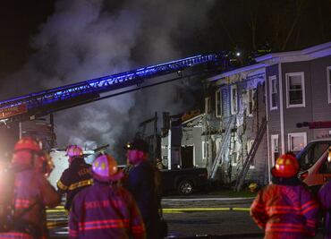 Avión se estrella en edificio de New Hampshire, EU