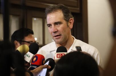 Conversan consejeros y magistrados electorales sobre fortalecimiento de la democracia