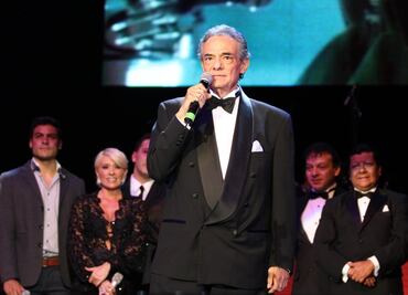 Embajador de EU en México lamenta muerte de José José