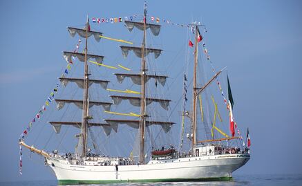 Este es el Buque Escuela Cuauhtémoc de México que chocó con el puente de Brooklyn; Marina reporta 22 heridos