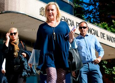 Exoneran a médico que robó bebé durante la dictadura franquista