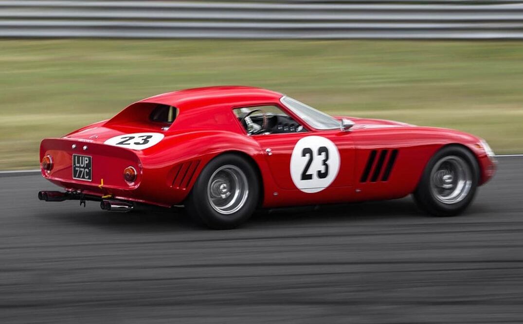 Ferrari pierde las licencias del 250 GTO
