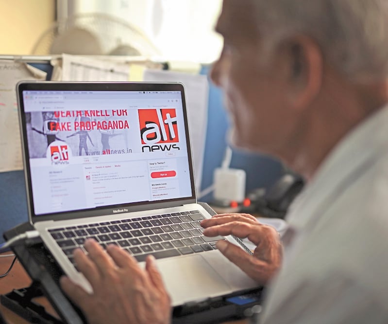 En Europa, la Ley de Servicios Digitales ofrece mecanismos para eliminar contenidos ilícitos y proteger derechos de los usuarios. Foto: ARCHIVO EL UNIVERSAL