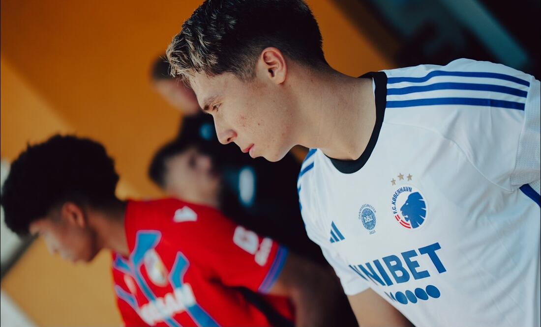 Rodrigo Huescas ahora juega para el FC Copenhague / Foto: @FCKobenhavn (X)