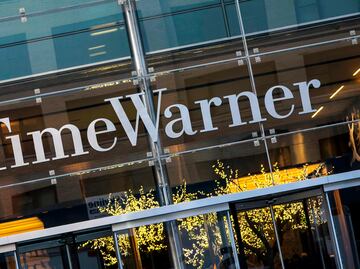 AT&T pone 86 mil mdd para compra de Time Warner