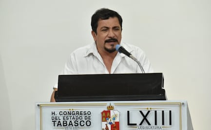 Diputado de Morena a afectados por inundaciones: recen, pronto llegará AMLO... "el Mesías"