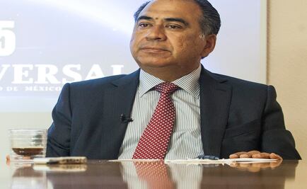 Astudillo, dispuesto a conseguir autobuses para normalistas