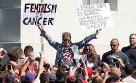 Deportan a Reino Unido al ultraderechista Milo Yiannopoulos; el actual portavoz de Kanye West fue detenido por ICE 