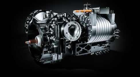 Cómo funciona una transmisión de carreras en un auto de calle 