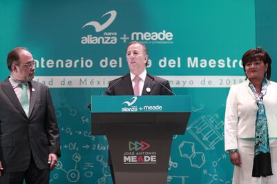 Ofrece Meade mejorar calidad de vida de maestros
