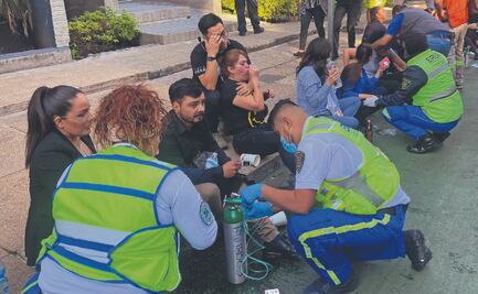 Evacúan torre de Reforma por incendio