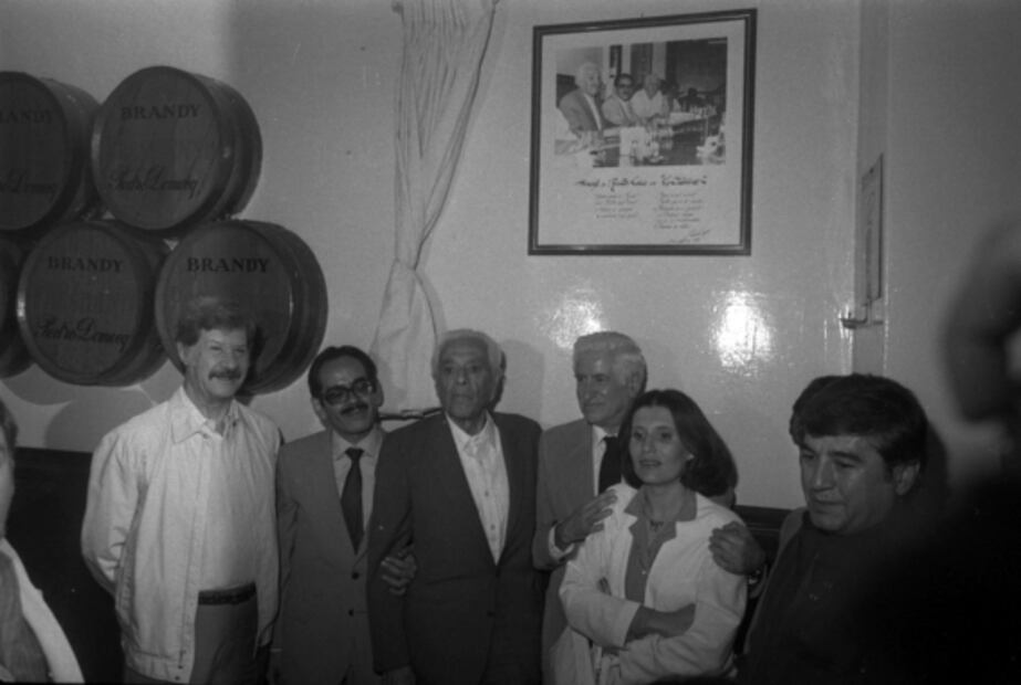 Renato Leduc y el amor por su cantina, “La Jalisciense” 