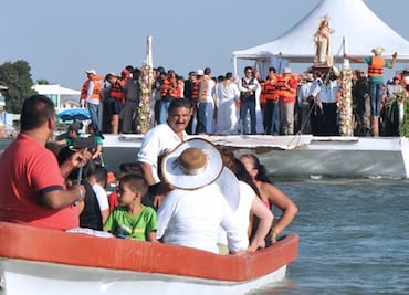 Saldo blanco durante fiestas de la Candelaria en Tlacotalpan