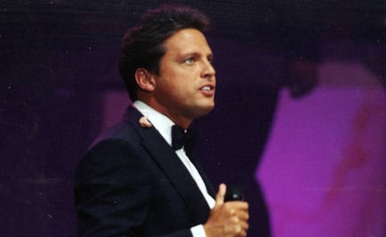 El día que Luis Miguel cantó en el Estadio Azteca