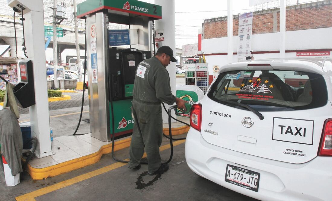 Empleados de gasolineras dicen que el sistema de videovigilancia no ha servido para inhibir el robo en las estaciones. (JORGE ALVARADO. EL UNIVERSAL)