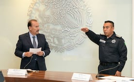 Cabildo de Atizapán de Zaragoza designa a mando de la Marina como director de Seguridad Pública; alcalde le toma protesta