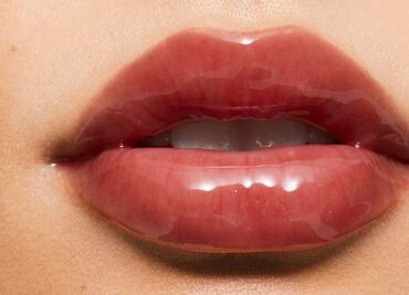 Juicy lips, la tendencia de maquillaje que perdura en el otoño