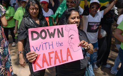 Qué es el kafala, el controvertido sistema de empleo por patrocinio que "esclaviza" a los trabajadores