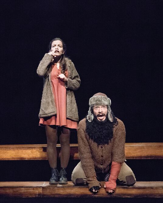 Sara da vida a Nata y Raúl Villegas al perro Toto (CORTESÍA)