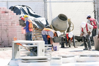 Fortaleza del dólar ya afecta al sector de la construcción