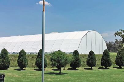 Con pruebas de sonido, alistan parque para Björk
