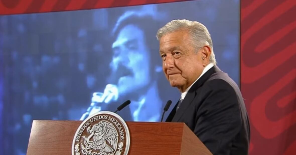 No basta rezar, pero ayuda para conseguir la paz, dice AMLO con canción de Los Guaraguao
