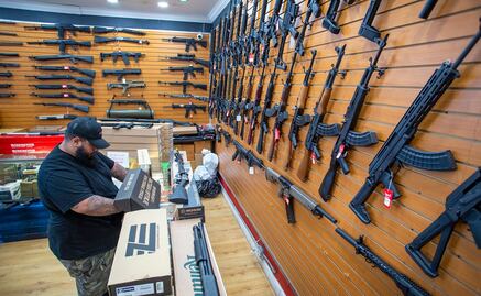 Congreso de EU aprueba ley que restringe acceso a las armas