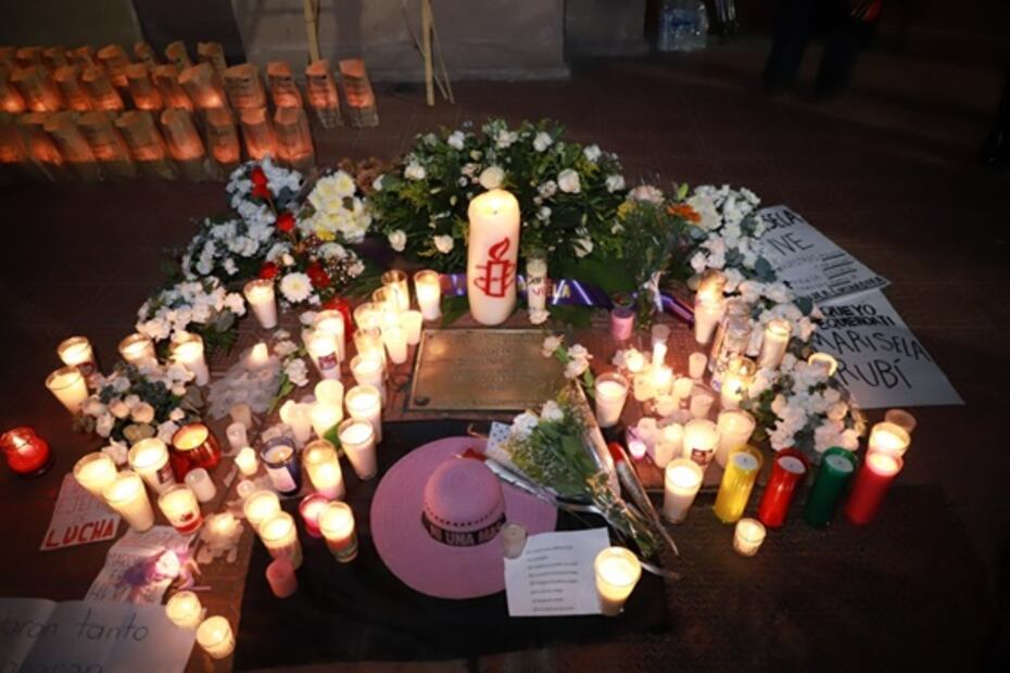 Encienden más de 4 mil veladoras por Marisela Escobedo en Chihuahua