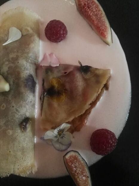 Lanzan menú hecho a base de flores en Puebla