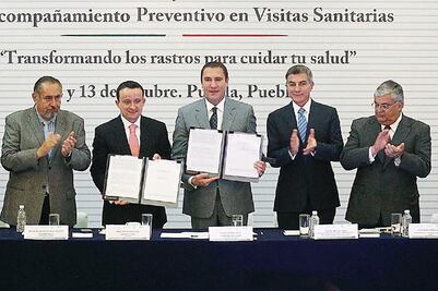 Firman convenio para reforzar seguridad sanitaria en rastros