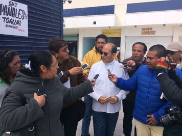 México pagará muro con las remesas: padre Solalinde