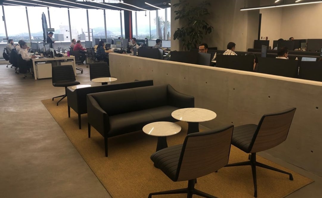 Un mayor número de personas y empresas deben hacer uso de servicios financieros. Foto: Especial 