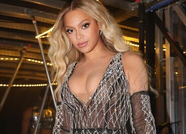 Beyoncé causa polémica en Egipto por aparecer como Nefertiti en una exposición