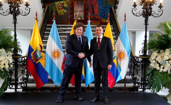 Argentina declara terroristas a bandas criminales ecuatorianas; Noboa agradece respaldo de Milei