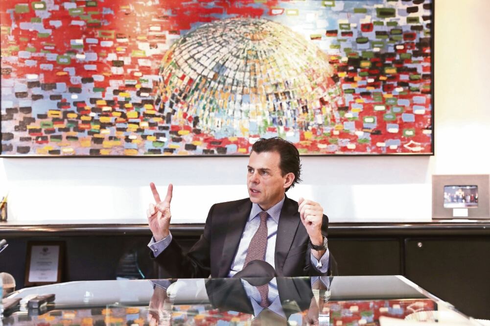 José Oriol Bosch, director general de Grupo Bolsa Mexicana de Valores (BMV). Foto: VALENTE ROSAS. EL UNIVERSAL