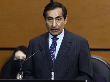 Piden a secretario de Hacienda “convencer” a AMLO para cambiar política económica