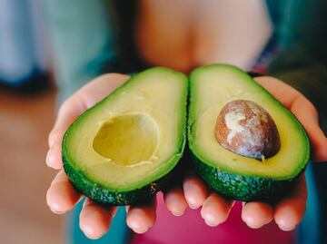 Aguacate, huevo y agua, ¿hacen daño después de un susto?
