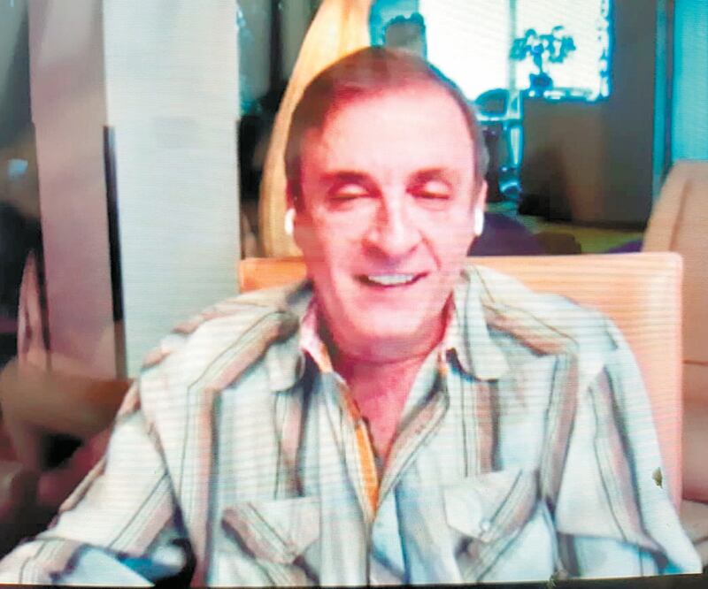 El productor de Mentiras impartió una master class por Zoom. CAPTURA DE VIDEO