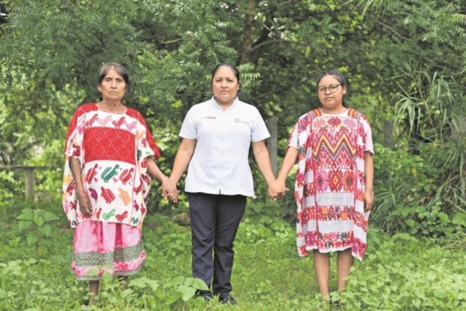 Escapó de ser vendida a los 13 años; ahora es enfermera