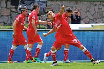 El Diablo frena a Tuzos 