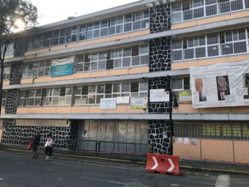 Comienza demolición de escuela en Coyoacán
