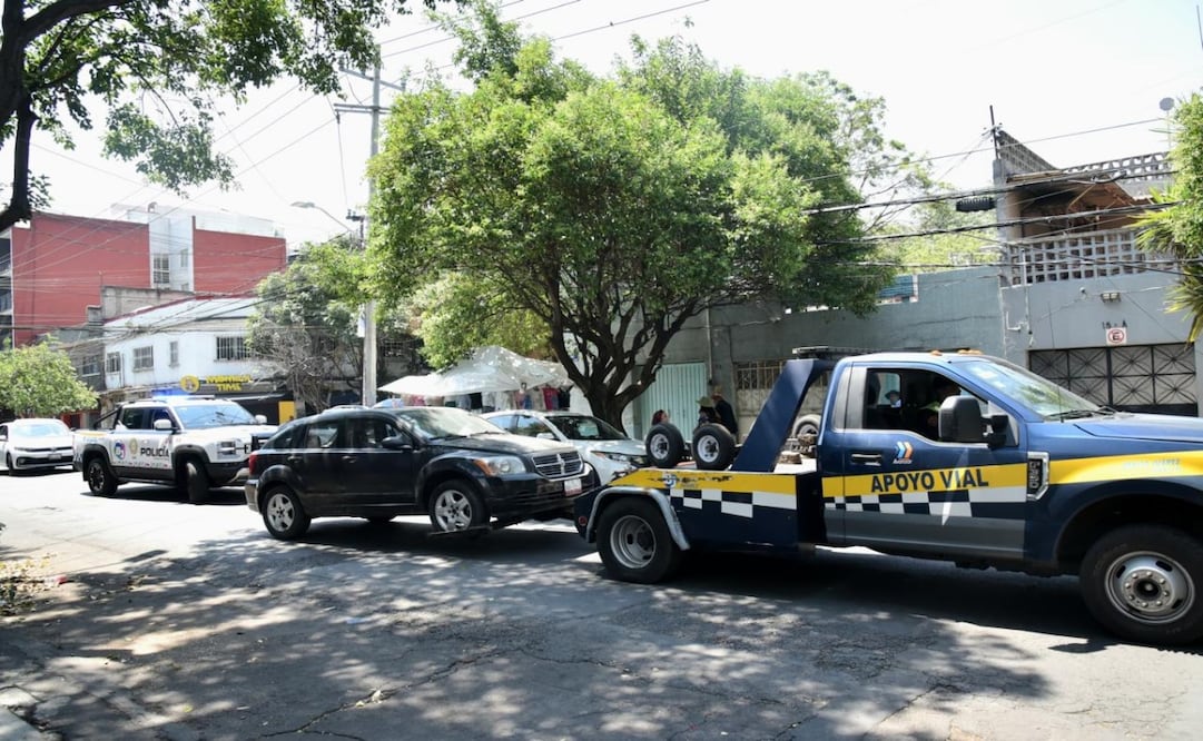 Benito Juárez retira autos abandonados en tres colonias. Foto: Especial
