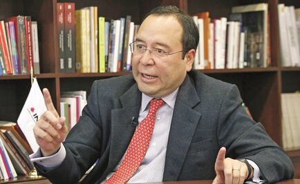 Aprueba comité de fiscalización del INE pase de charola para independientes