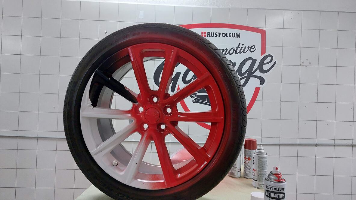 Rust-Oleum es la línea de pinturas en aerosol para personalizar tu auto